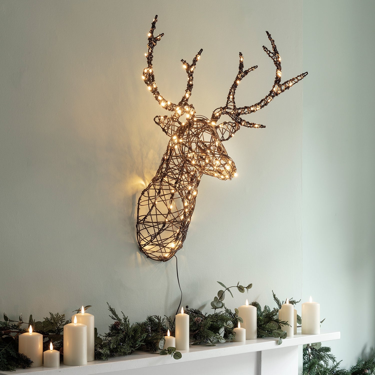 84 cm Studley Rattan Stags hoved førte væglys - Image 3