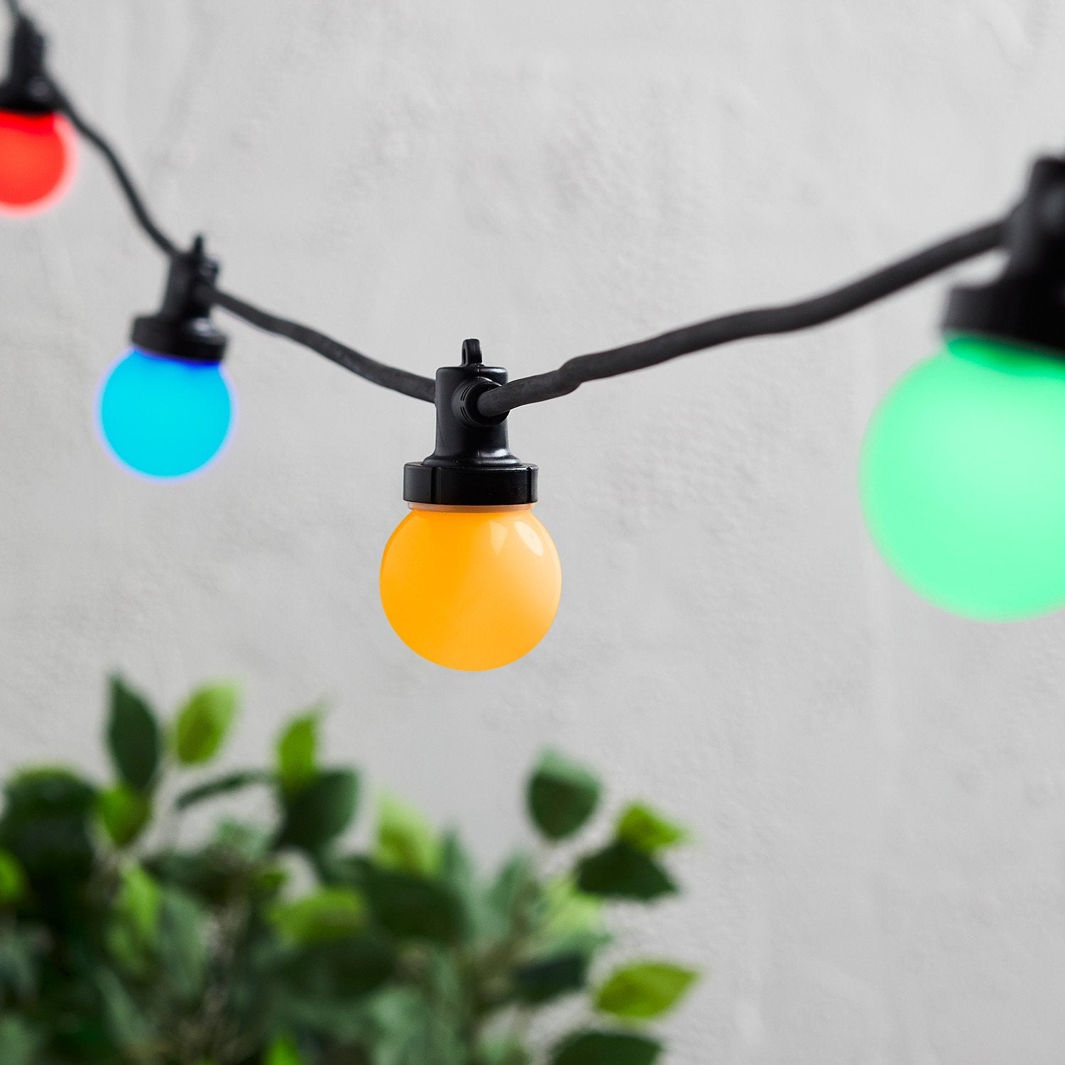 Pro Connect 50m 100 Multi Colored Connectable Festoon Lights Black Cable - Image 2