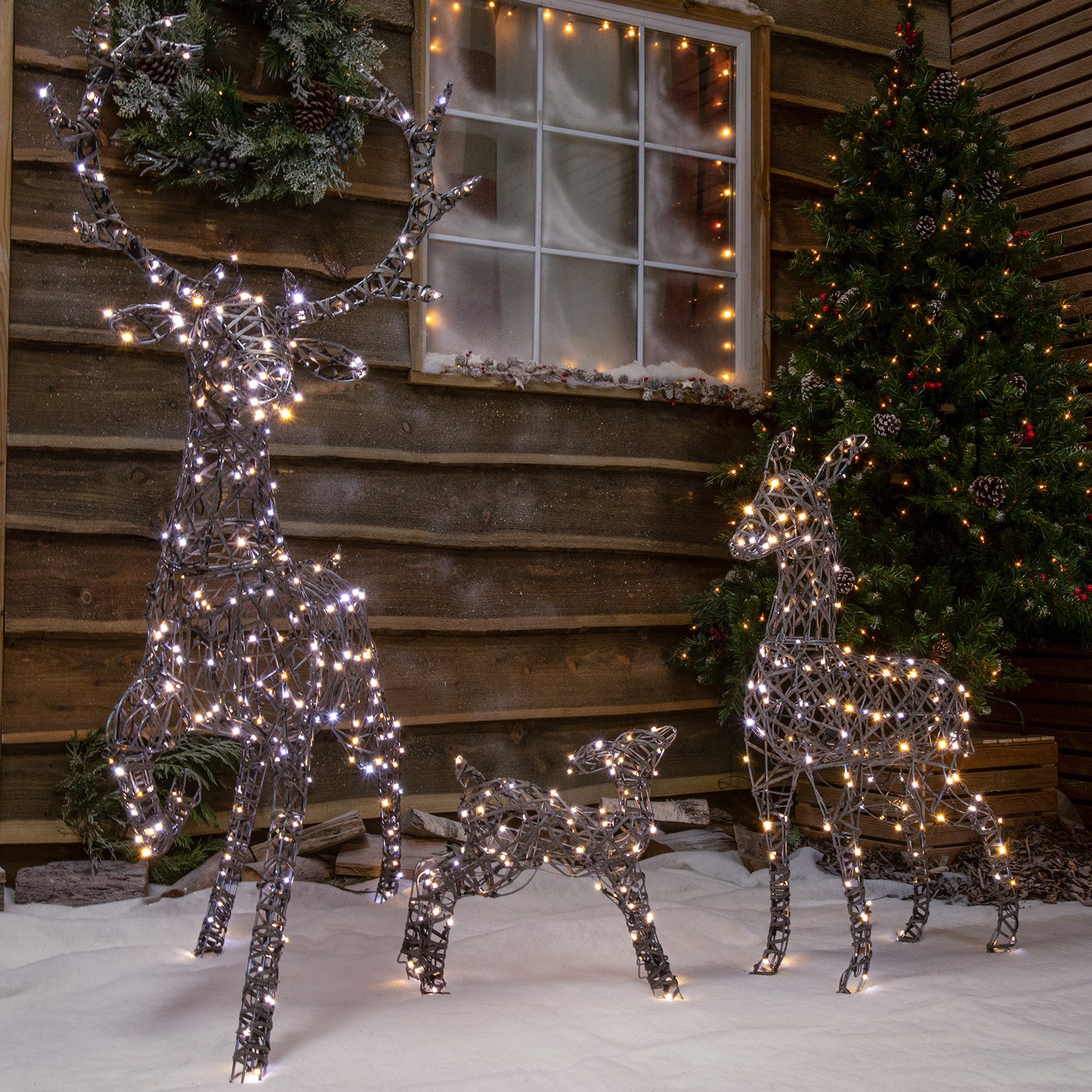 Grå Wicker Outdoor Light Up Christmas Stag Reindeer med 70 cm mor og fawn - Image 2