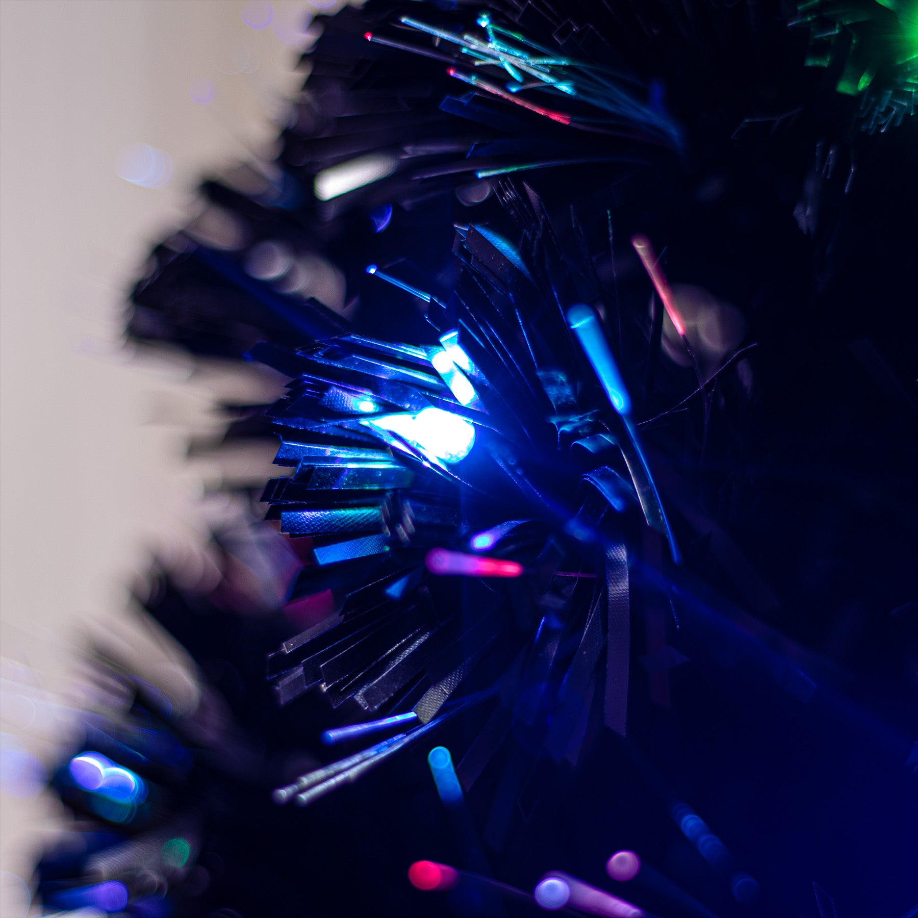 Multicolored fiberoptisk sort juletræ 2ft til 6ft med LED -lys - Image 3
